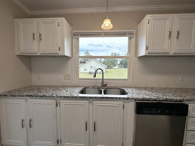 Building Photo - 4625 Canary Way