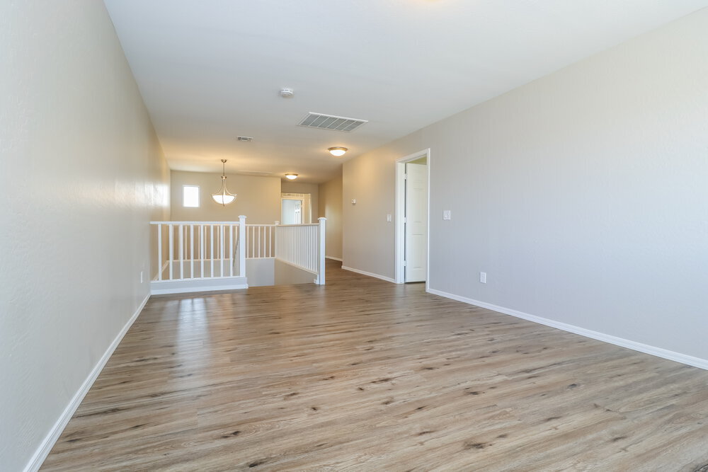 Building Photo - 7412 S 37th Dr