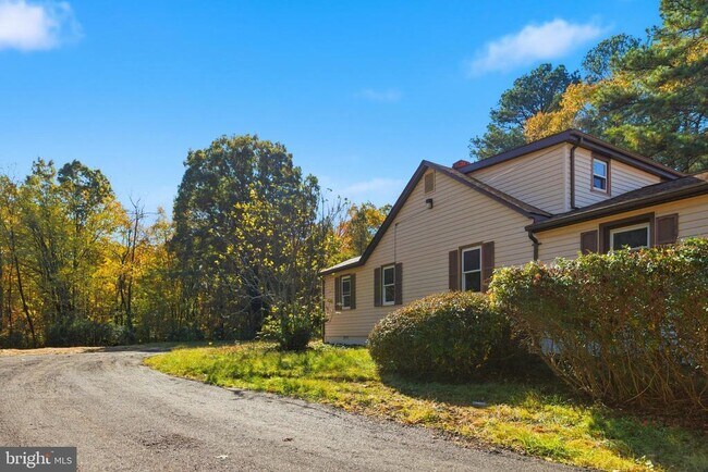 Building Photo - 48925 Chisleytown Rd