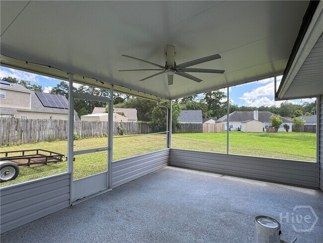 Building Photo - 57 Soling Ave