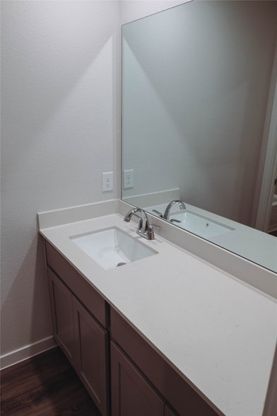 Building Photo - 211 Forest W St