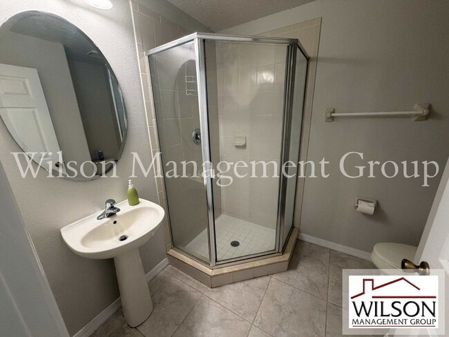 Building Photo - 5210 Windsor Lake Cir