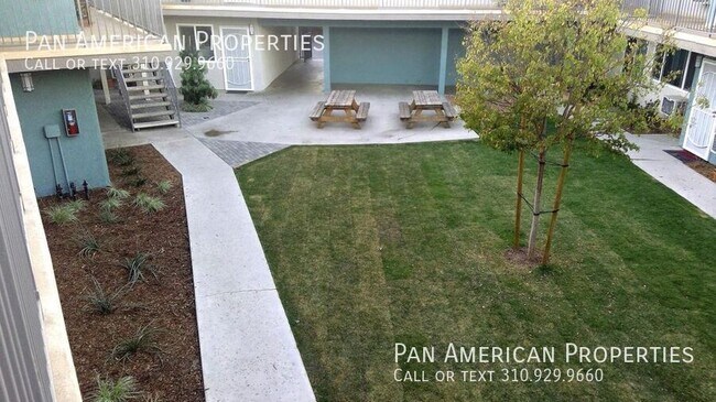 Building Photo - 13919 Coteau Dr