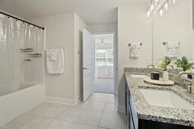 Building Photo - 4224 Sagefield Dr