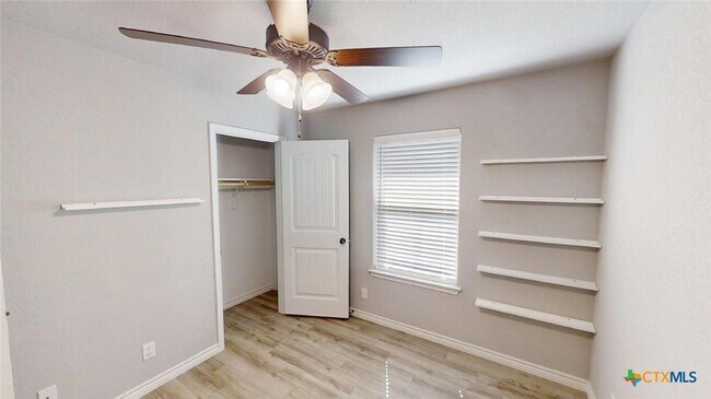 Building Photo - 904 Clanton Cove