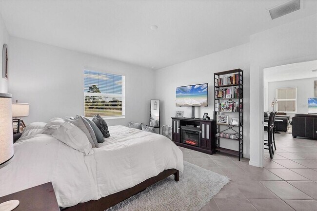 Building Photo - 11314 Pinot Dr