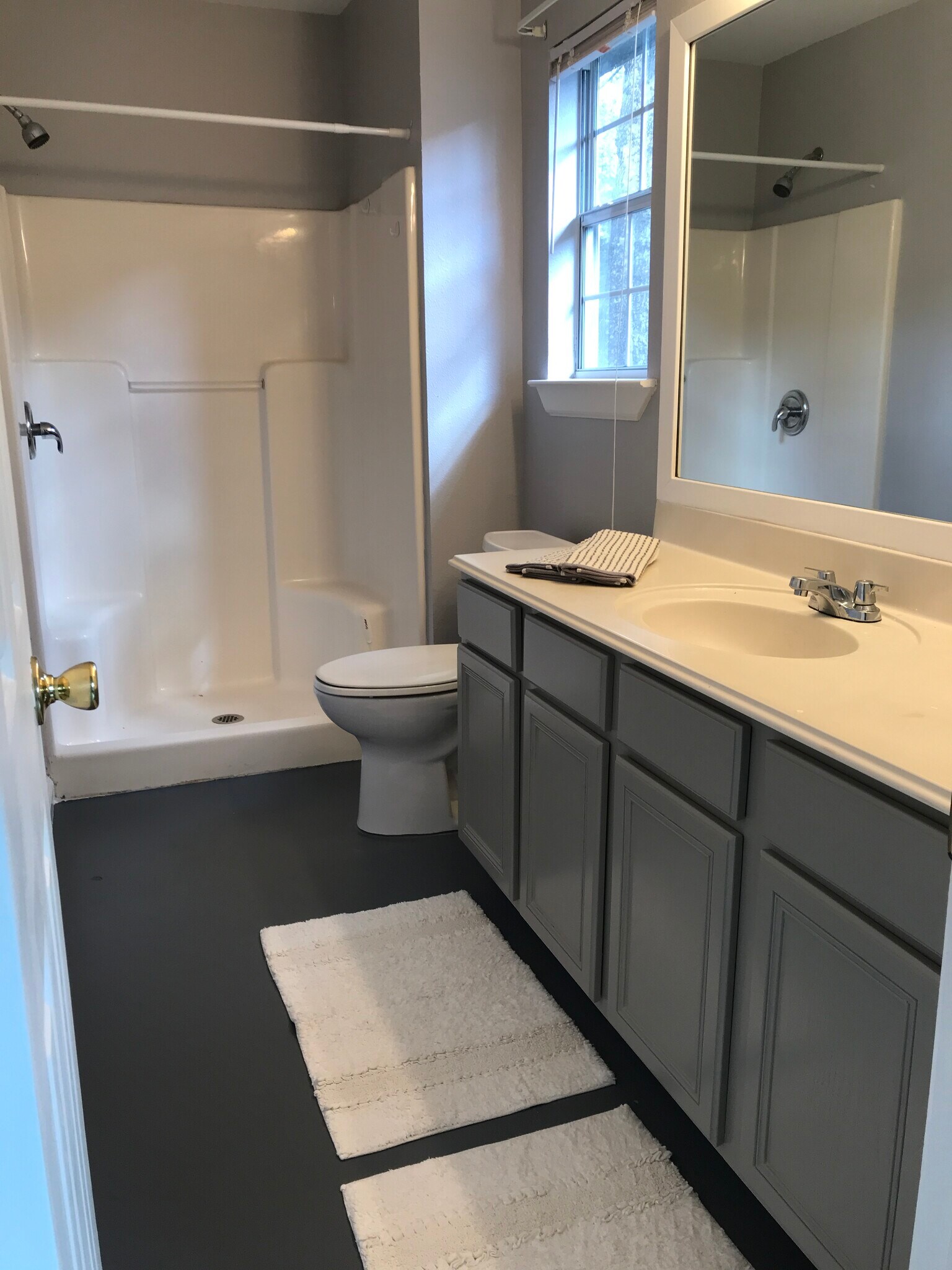 Master bath - 222 S Kansas Ave