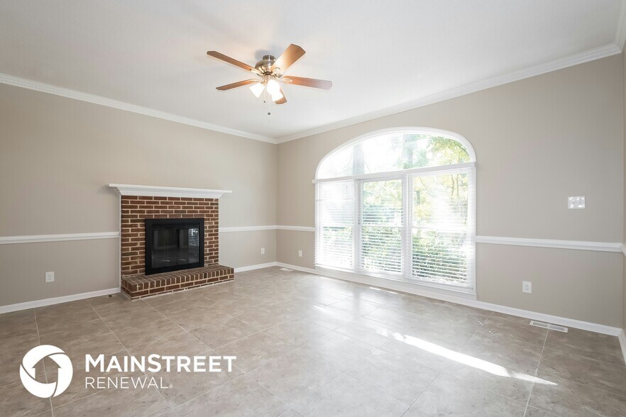 Building Photo - 4404 Liverpool Ln