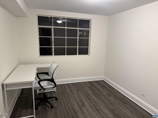 Building Photo - 2709 Eton Rd