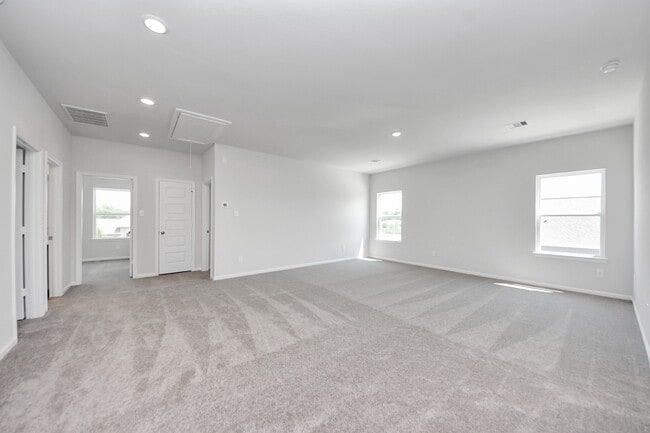 Building Photo - 2715 Crested Creek Ln.