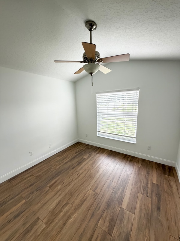 Building Photo - 10077 Portofino Dr