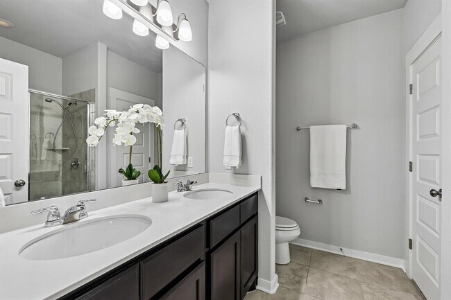 Building Photo - 160 Syrah Ct