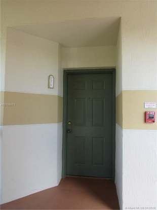 Building Photo - 9979 Nob Hill Ln