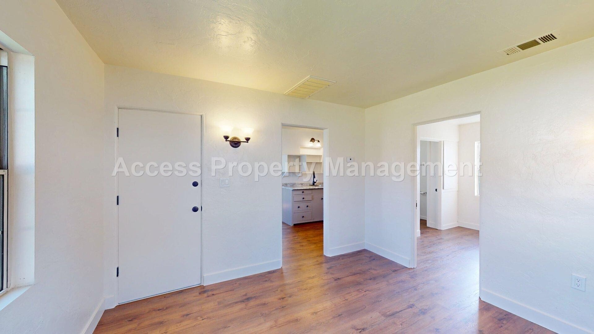 Building Photo - 124 Walden St