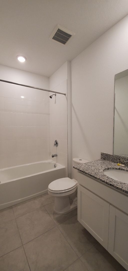 Building Photo - Like New!!! 3-Bedroom, 2-Bathroom in Winte...