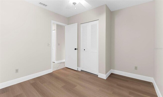 Building Photo - 14615 Daybreak Dr