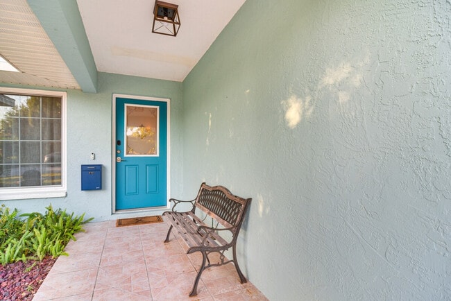 Building Photo - 7100 6th Ave N