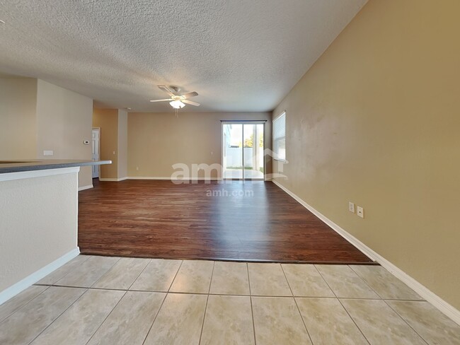 Building Photo - 8837 Royal Enclave Blvd