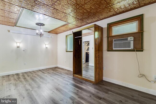 Building Photo - 25150 Gallant Man Dr