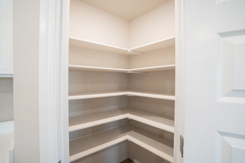 Building Photo - 2912 Firefly Dr