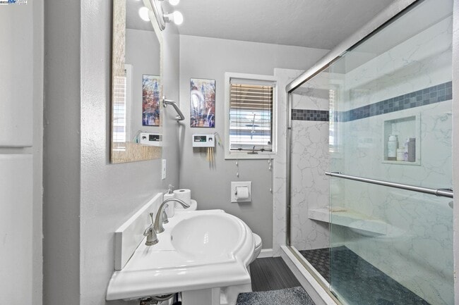 Building Photo - 19695 Bernal St