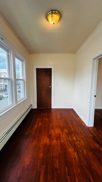 Building Photo - 333 E 22nd St