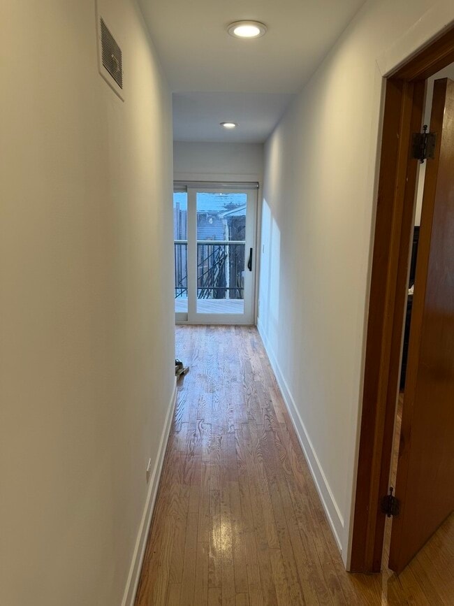 Building Photo - 4144 N Parkside Ave