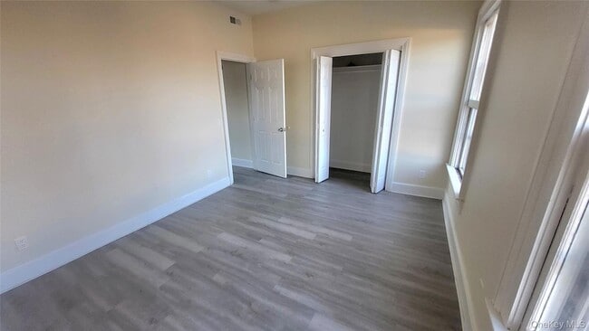 Building Photo - 216 Church St