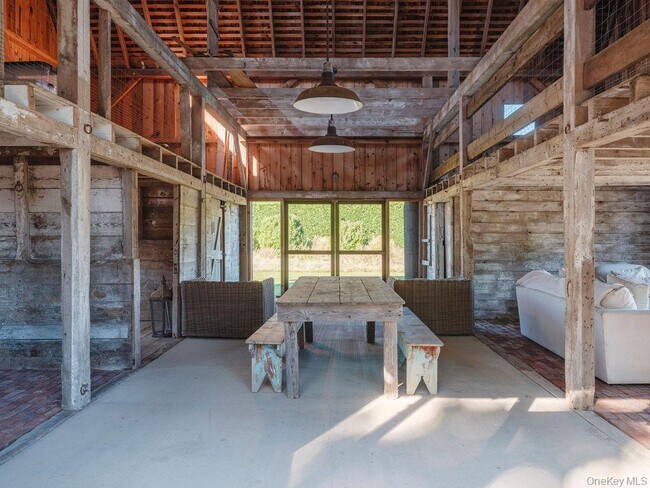 Building Photo - 29500 Main Rd