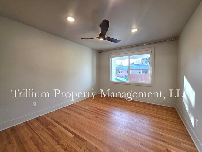 Building Photo - 7020 NE 17th Ave