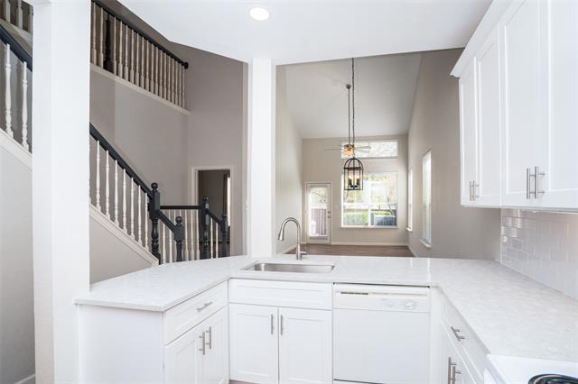 Building Photo - 8600 Brunswick Dr