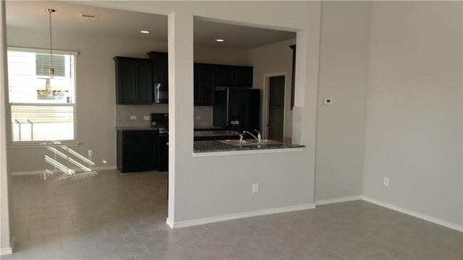 Building Photo - 133 Flatland Trl