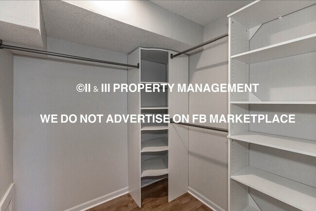 Building Photo - 12566 S Canyon Dr