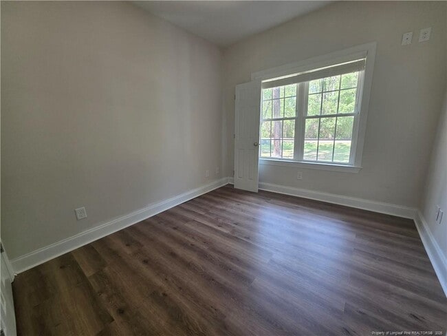 Building Photo - 507 Moss Pink Dr