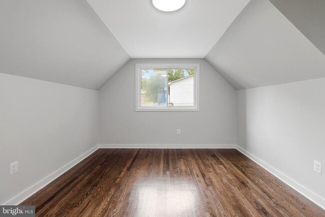 Building Photo - 5511 Callander Dr