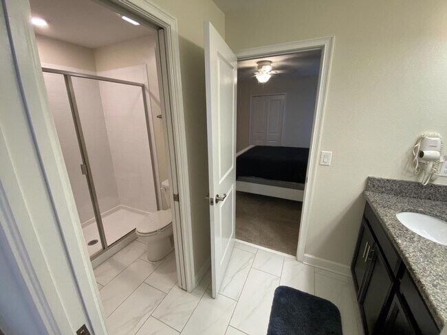 Building Photo - 9047 Stinger Dr