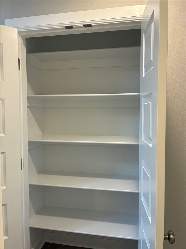 Building Photo - 1 Quantock Hills Dr