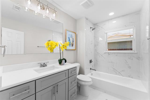 Building Photo - 10204 San Juan Ave