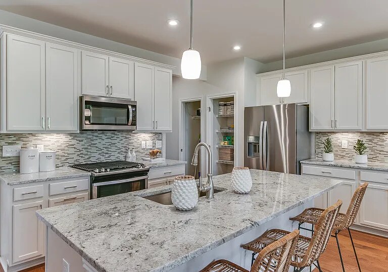 Building Photo - 421 Addison Cir