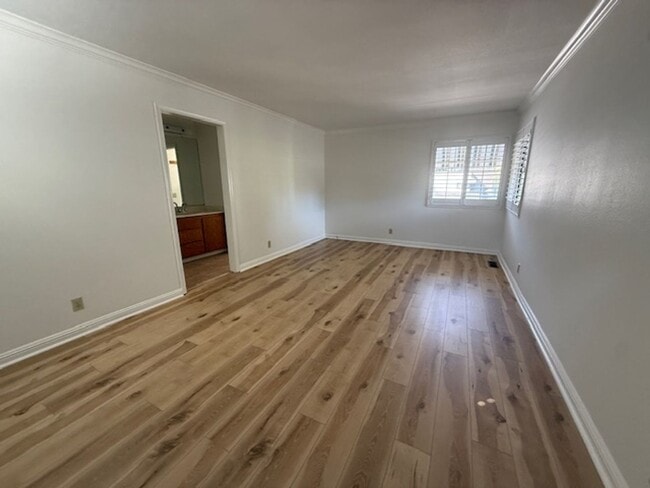 Building Photo - Beautiful Townhome in the Heart of Pleasanton
