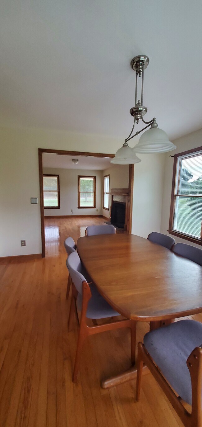 Building Photo - 119 Stoney Brook Ln