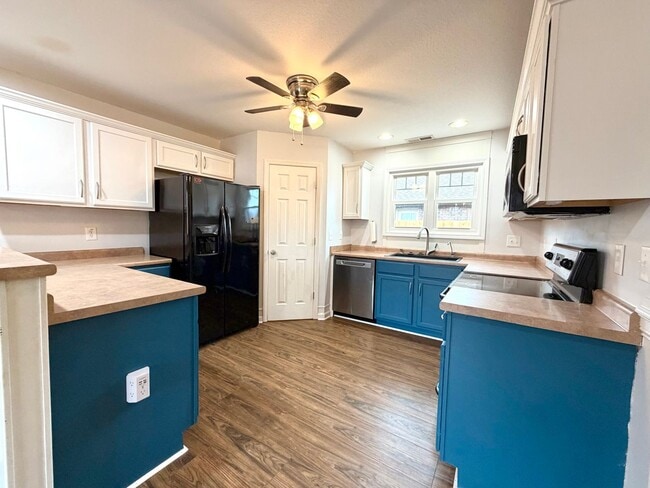 Building Photo - 979 Culverson Ct