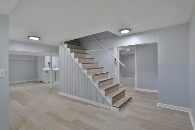Building Photo - 4474 Starret Rd