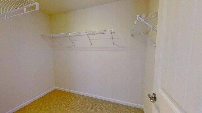 Building Photo - 104 Brier Crossings Loop