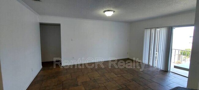 Building Photo - 2625 Florida 590 # 2721