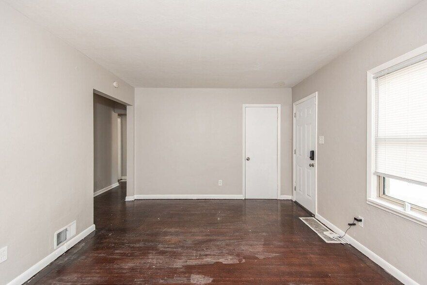 Building Photo - 320 Millman Dr
