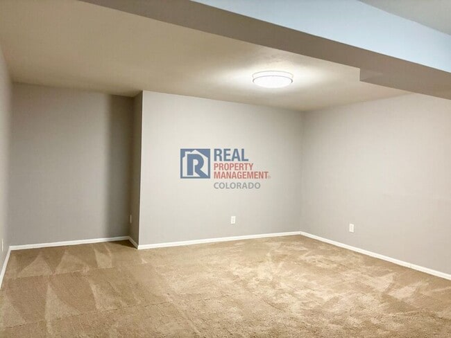 Building Photo - 12911 E Cornell Ave