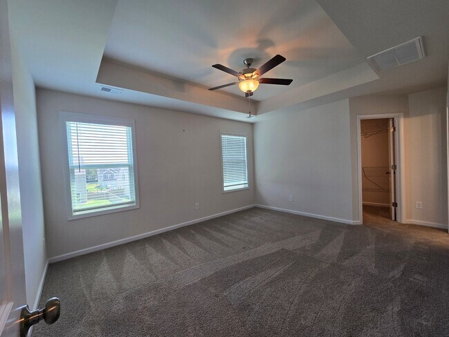 Building Photo - 1032 Crescent Moon Lp