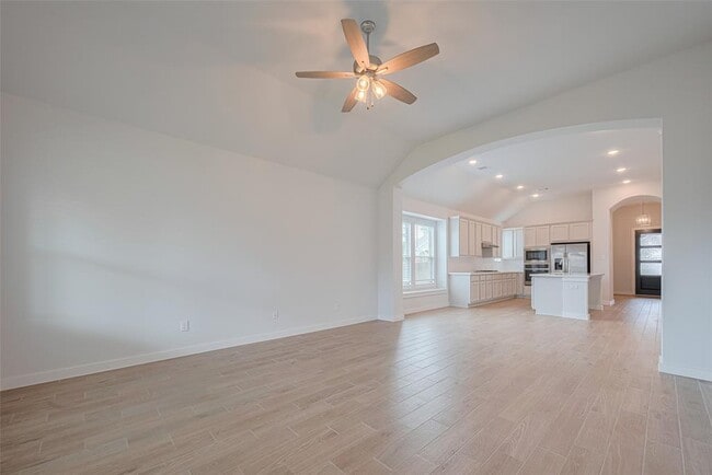 Building Photo - 8010 Whisper Grove Dr
