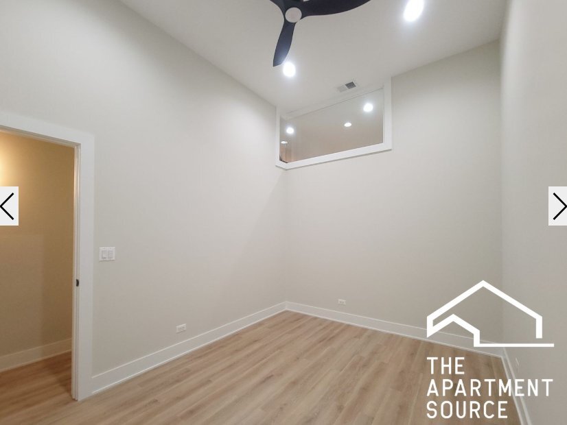 Building Photo - 3829 N Southport Ave